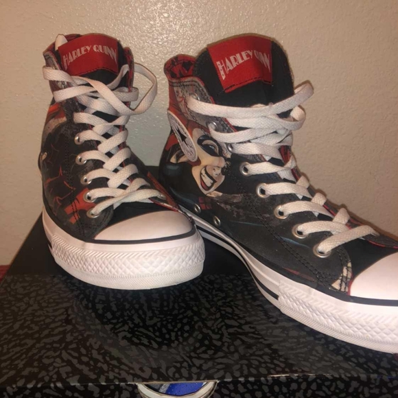 Harley's Quinn High Top Converse - Picture 3 of 5